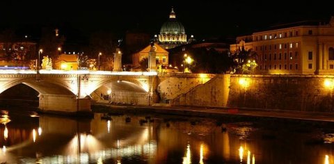 rom-by-night-flach